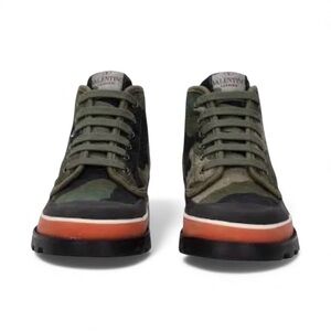 EUC/LIKE NEW Valentino Garavani Green Camouflage Canvas High-Top Boots- Size 37